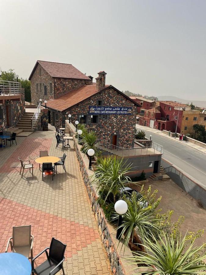 Hotel Les Truites Imouzzer du Kandar Exterior foto